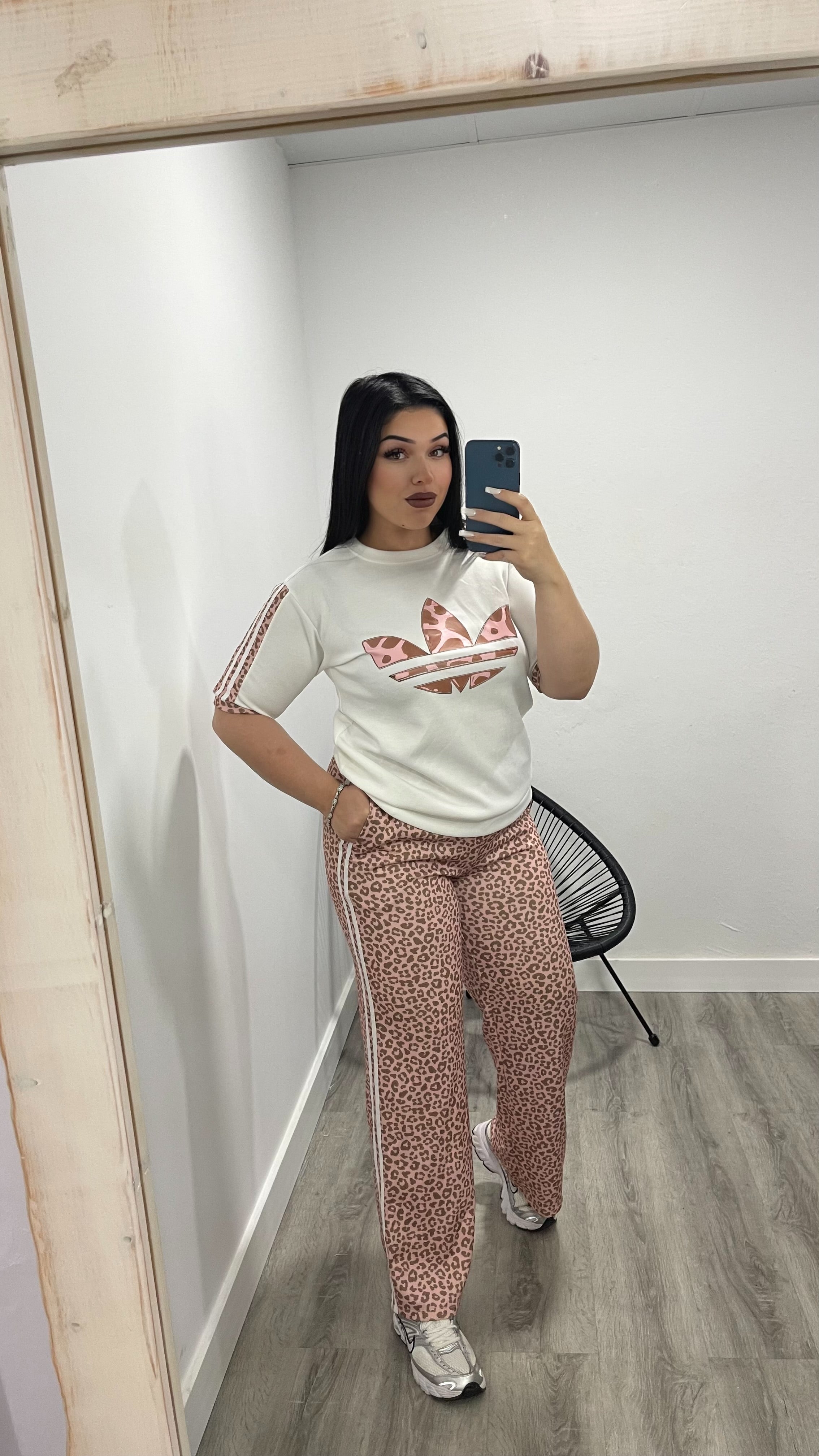 CONJUNTO DAIDA