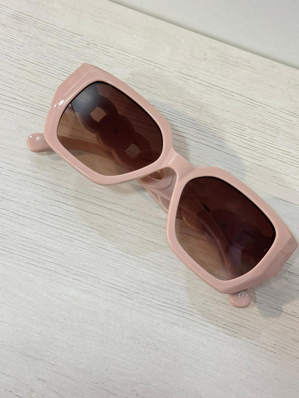 Gafas NATI rosa.