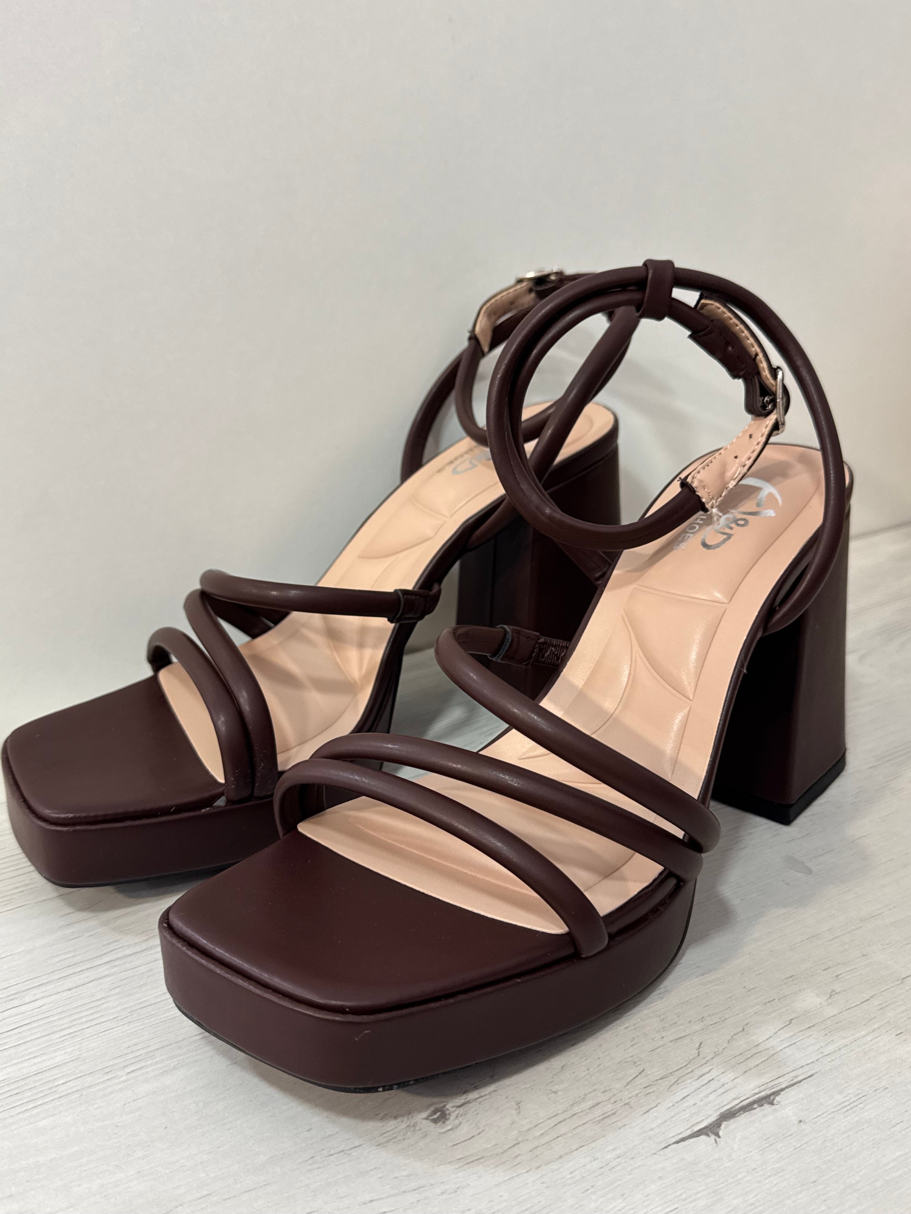 Tacón ZARA