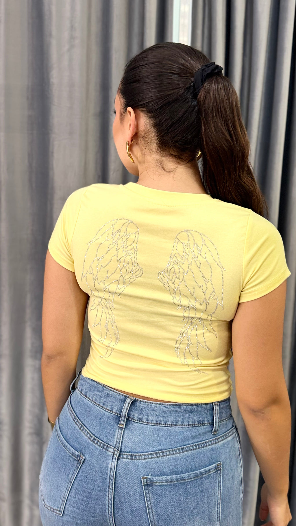 Top ÁNGEL AMARILLO