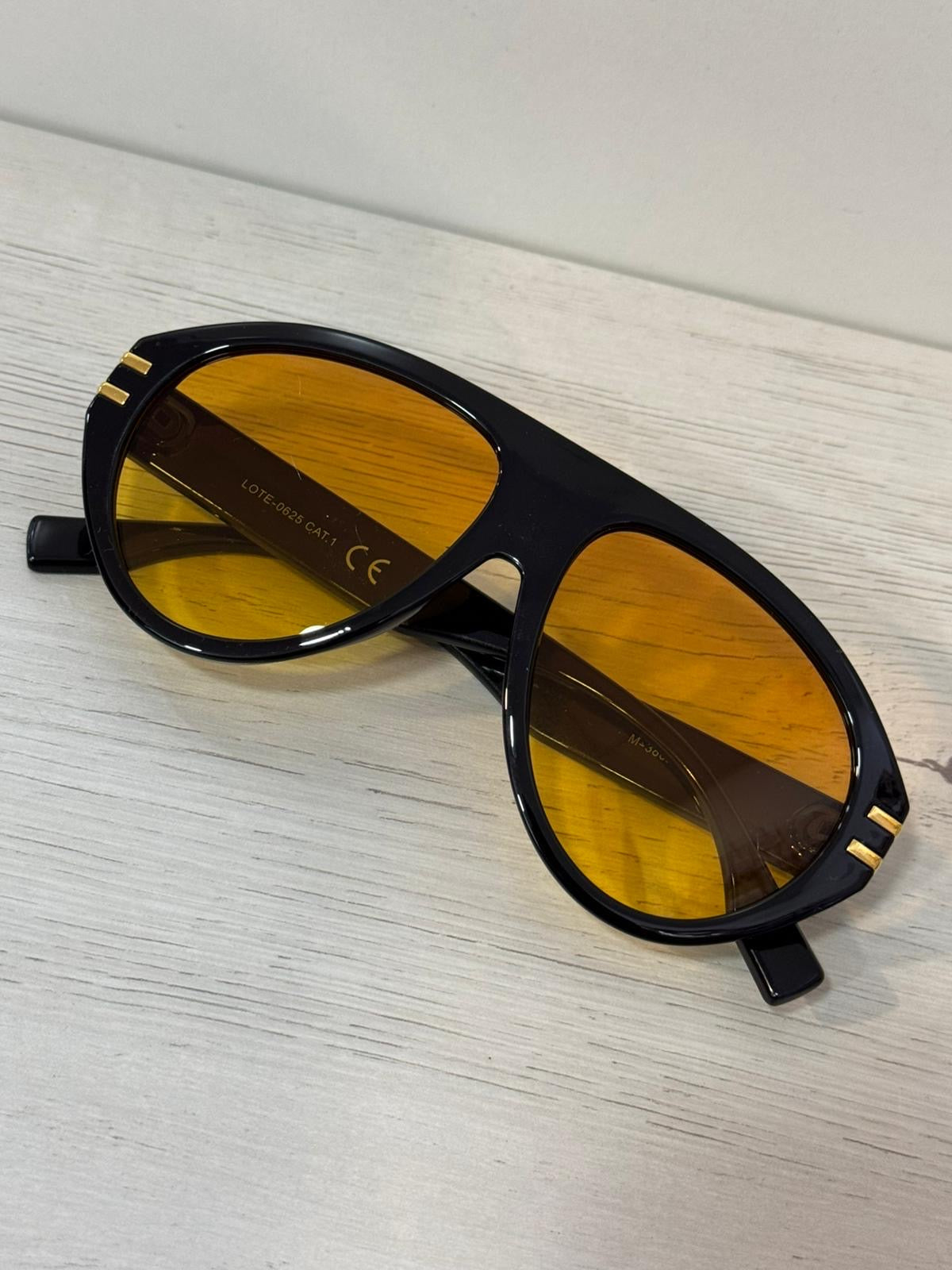 Gafas DARIAA cristal amarillo.