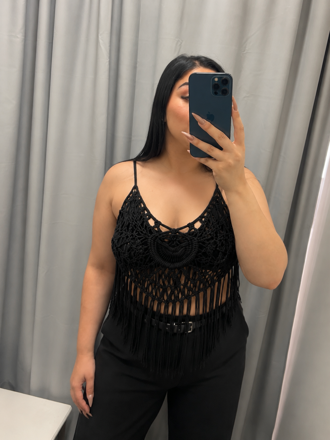 TOP MACRAMÉ NEGRO