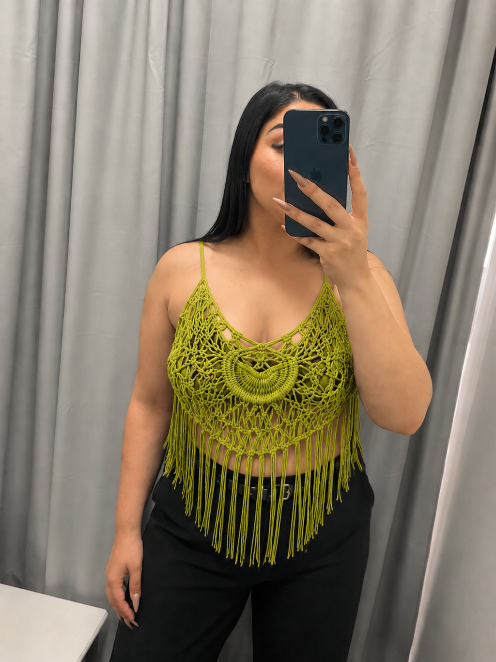 TOP MACRAMÉ VERDE